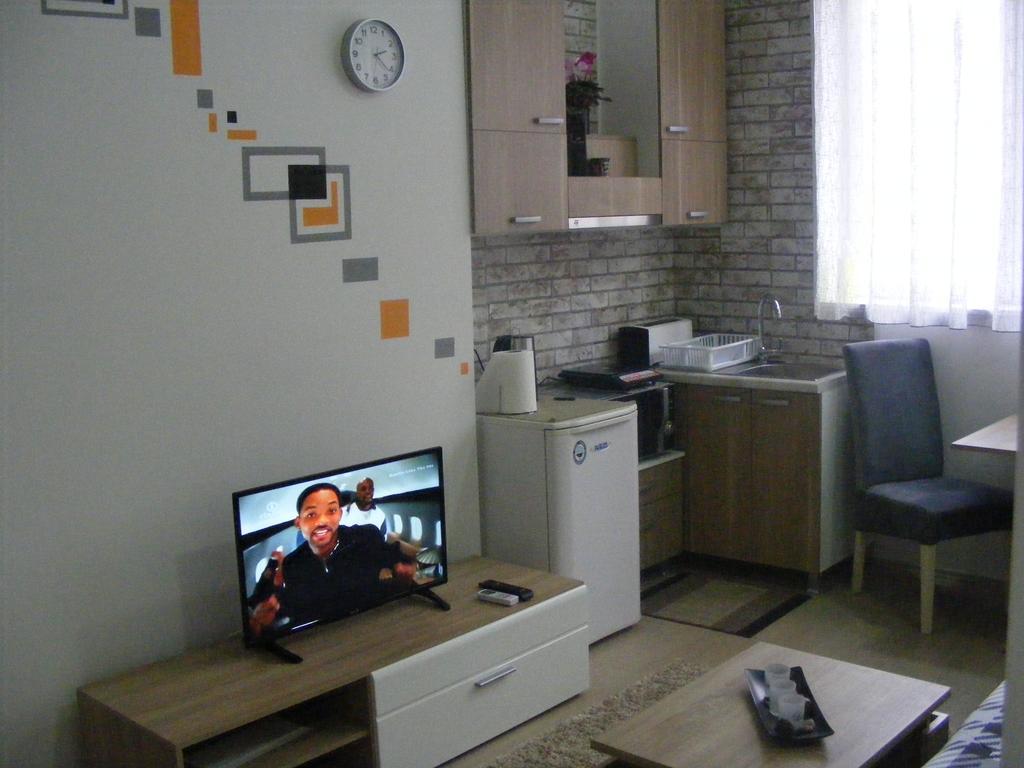 Valor Central Apartments Скопье Экстерьер фото