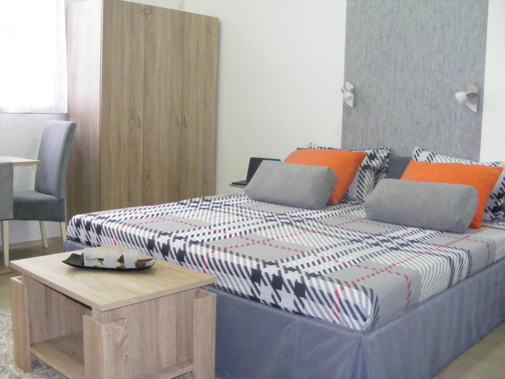 Valor Central Apartments Скопье Экстерьер фото