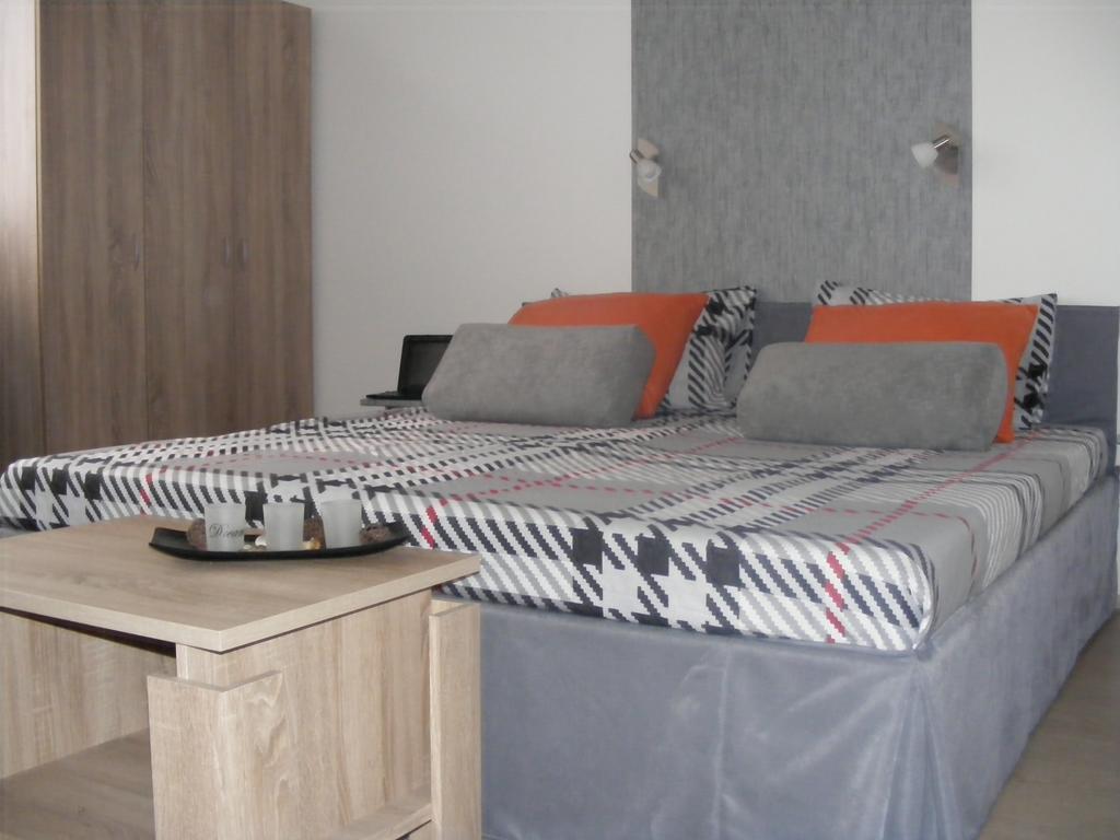 Valor Central Apartments Скопье Экстерьер фото